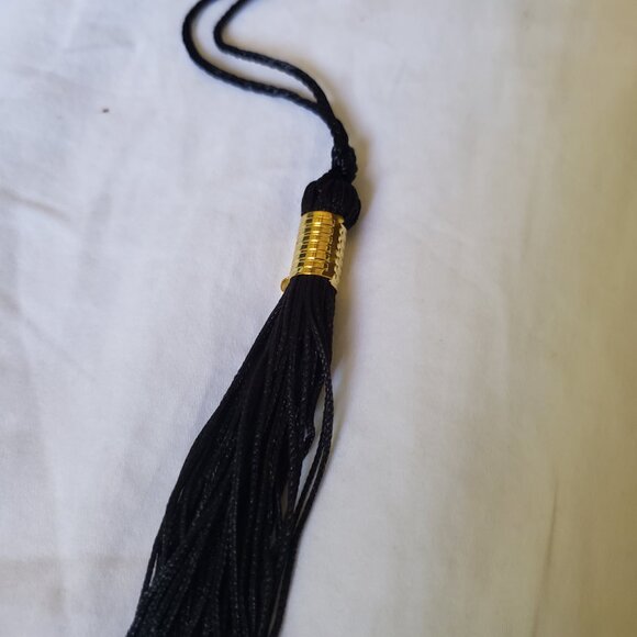 Graduation Mortarboard Black with Black Tassel Excellent Condition OS - Picture 8 of 8